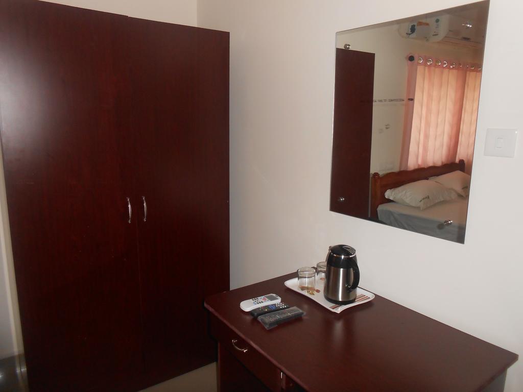 Greenfield Inn Thiruvananthapuram Δωμάτιο φωτογραφία